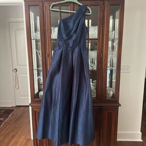 Carmen Marc Valvo Midnight Blue One-Shoulder Dress